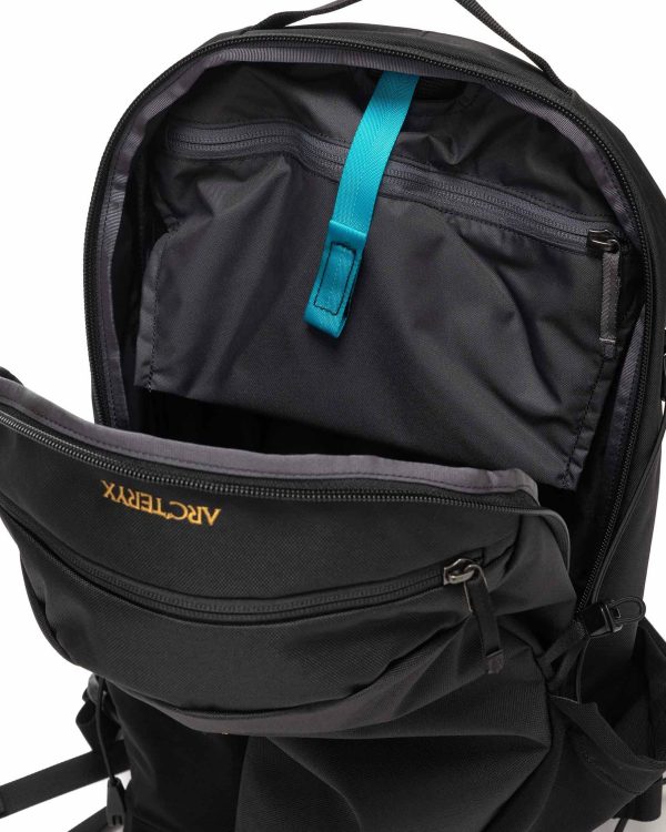 Mantis 16 Backpack Black Discount